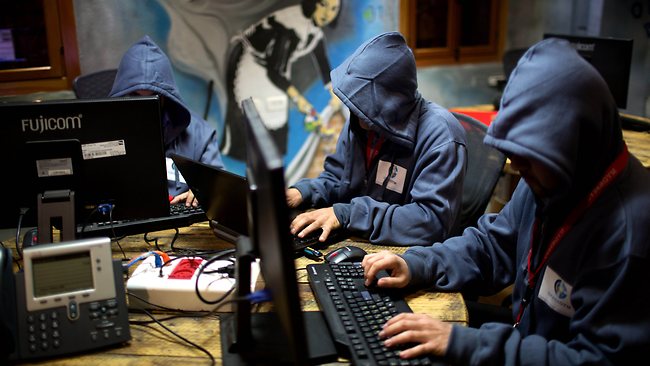 美国黑客团队发声视频播放(美国黑客团队发声视频播放网站)